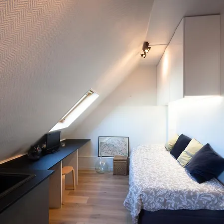 Appartamento Studio 8 Eme, Parc Monceau. Parigi